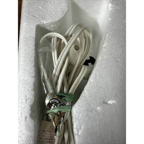 Santa's Workbench Feather and Plume Millinery Victorian Series In Box - Picture 6 of 7